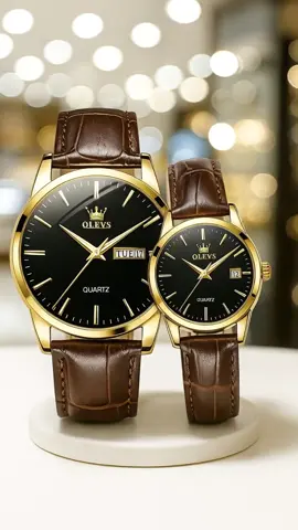 ✨ Rayakan momen indah bersama pasangan dengan OLEVS Couple Watch 💖 Elegan, tahan air, dan cocok jadi hadiah liburan spesial. Siap bikin gaya makin kompak bareng orang tersayang! ⌚💑 #JamTanganCouple #HadiahSpesial #OLEVSOriginal #CoupleGoals #FashionWatch 