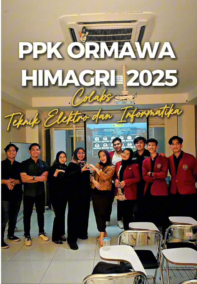 Progress never comes alone 🤝✨ Kolaborasi anak PPK Ormawa Agribisnis bersama Teknik Elektro dan Informatika terus berjalan solid dengan komunikasi yang intens dan saling menguatkan. 🚀 Dari ide, aksi, sampai inovasi, semua berawal dari teamwork yang kuat. 🔋💡 #ppkormawa #agribisnisumm #umm #ummcampus #hima 