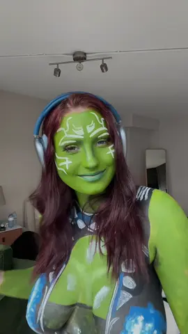 Gamora finds Peter’s old mixtape #fyp #gamora #marvel #cosplay #bodypaint 