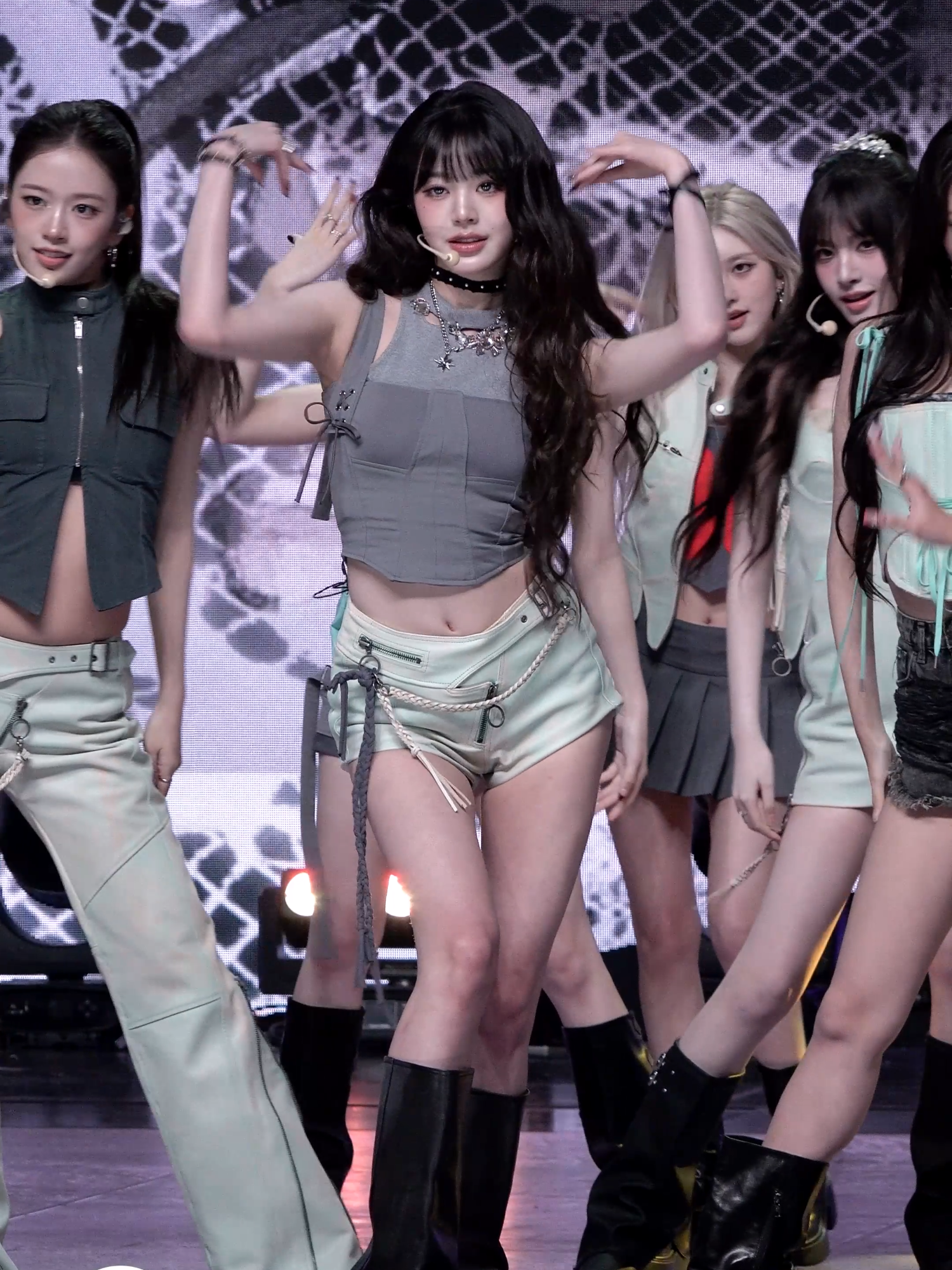 팔척 토끼 원영이의 XOXZ 너무 달콤함💕 #MPD직캠 #MPDFanCam #M2 #IVE #아이브 #アイヴ #JANGWONYOUNG #장원영 #ウォニョン  #XOXZ #IVE_XOXZ #XOXZchallenge @ive.official