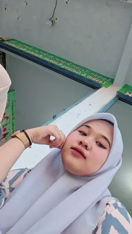 tak nyaman kak#trending #4u #4upage #fypシ #lagumadura 