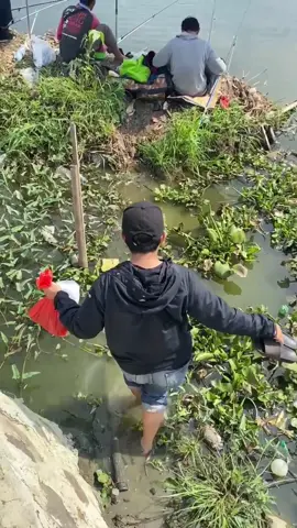 Day 01 dadi nelayan #fypシ゚viral #Macing Baronang Pake Tegek Manado #macingmaniamantap #nelayan #capcut 