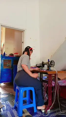 #မဂ်လာပါ #စက်ချုပ်တဲ့ကောင်မလေးပါ👗😝💗💓 #ချစ်ပေးကြပါဦးရှင့် #မြင်ပါများပီးချစ်ကျွမ်းဝင်အောင်လို့ #CapCut 