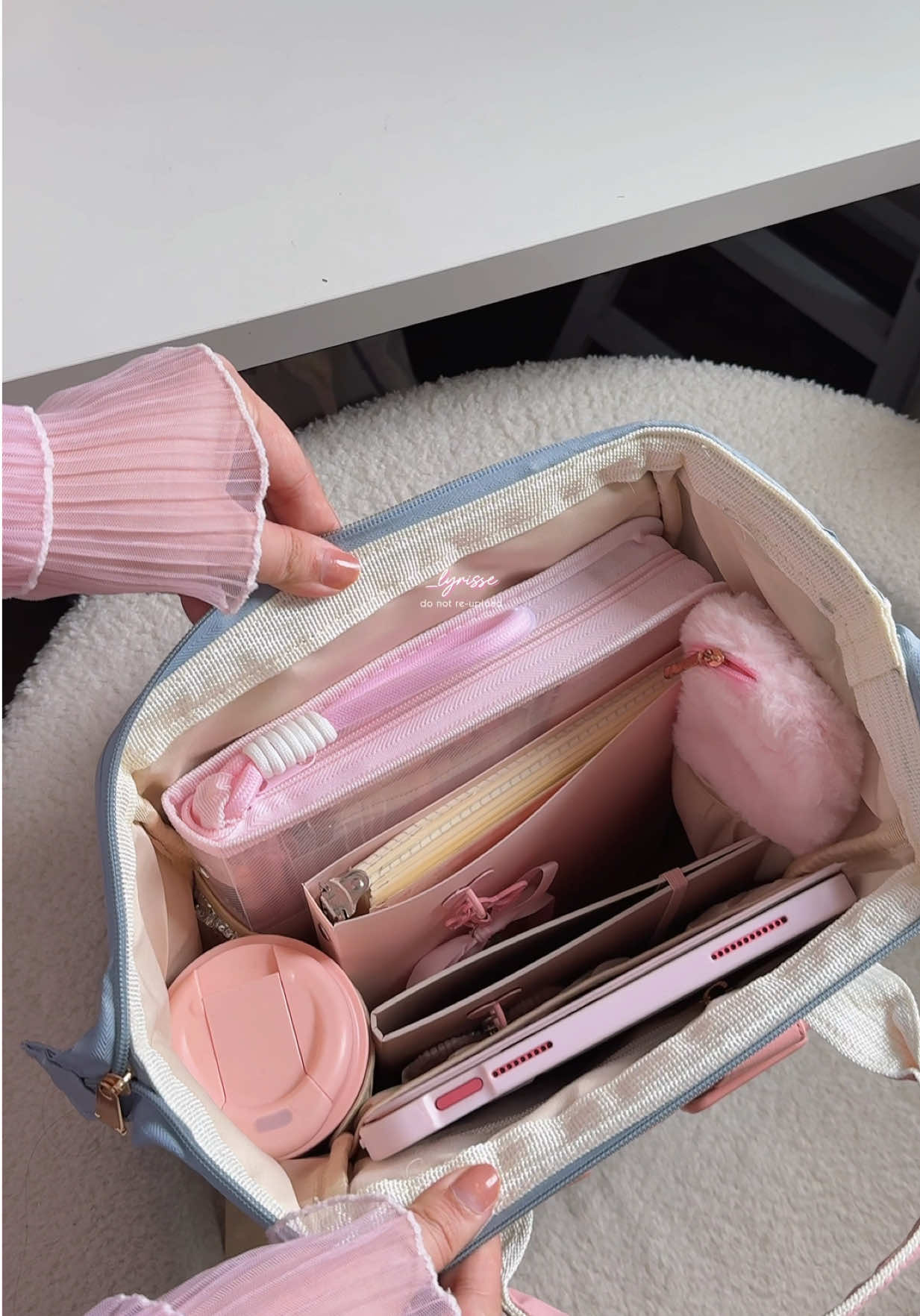 This backpack is so cute and spacious! Can be used as schoolbag and mommy bag 💖 #backpack #schoolbag #bagforschool #mommybag #bag 