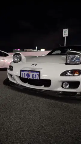 I met the big brother #miata #mx5 #eunos #roadster #mazda 