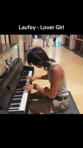 If I get a repost from @laufey I would go crazy rn #lovergirl #laufey #laufeylovergirl #piano 