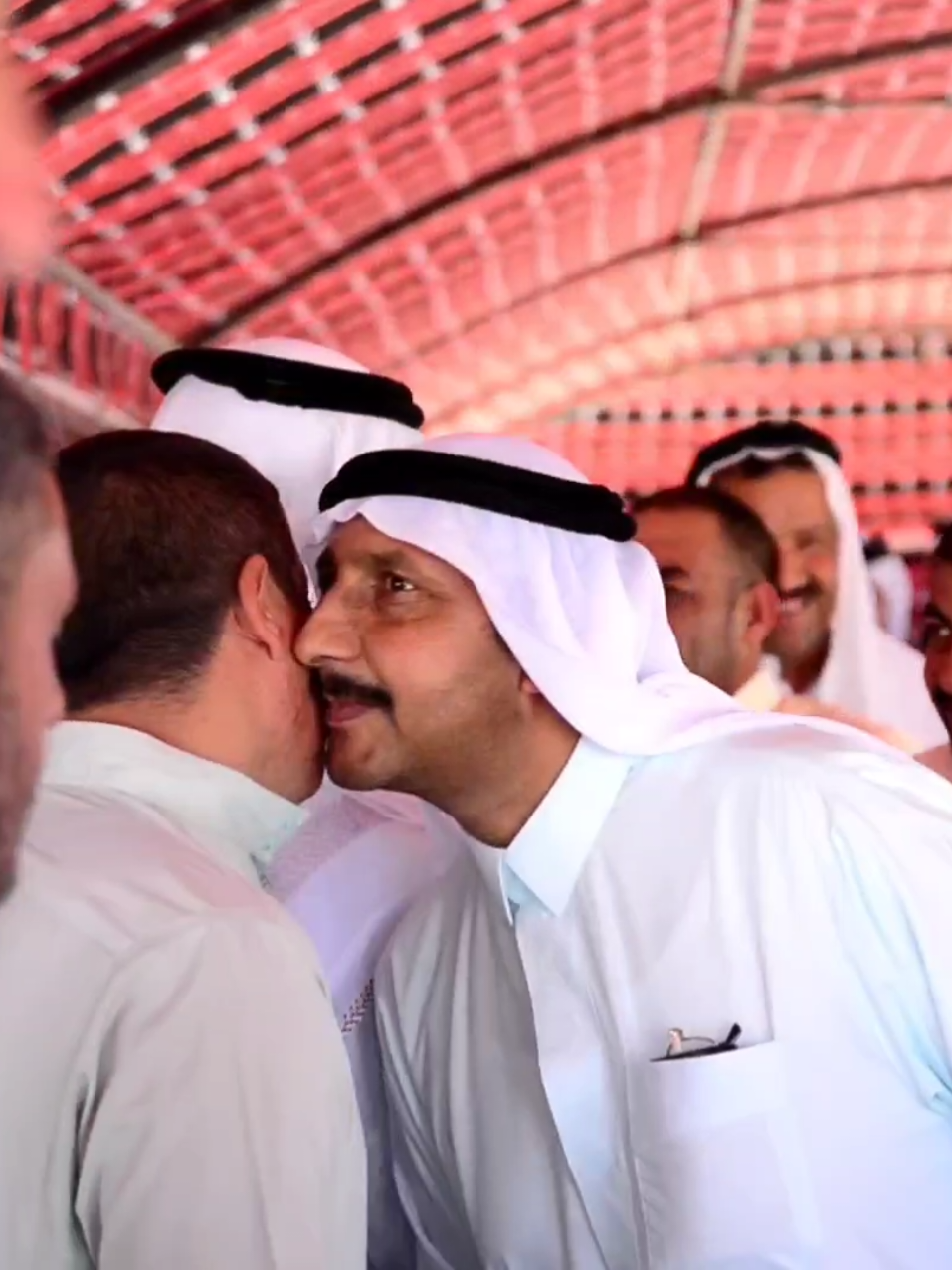 من تصوير امس عزيمة العم (محمد عبدالله صالح اصلبي)، #وضاح_الصهيلي #تصوير#تصميم #الشعب_الصيني_ماله_حل😂😂 