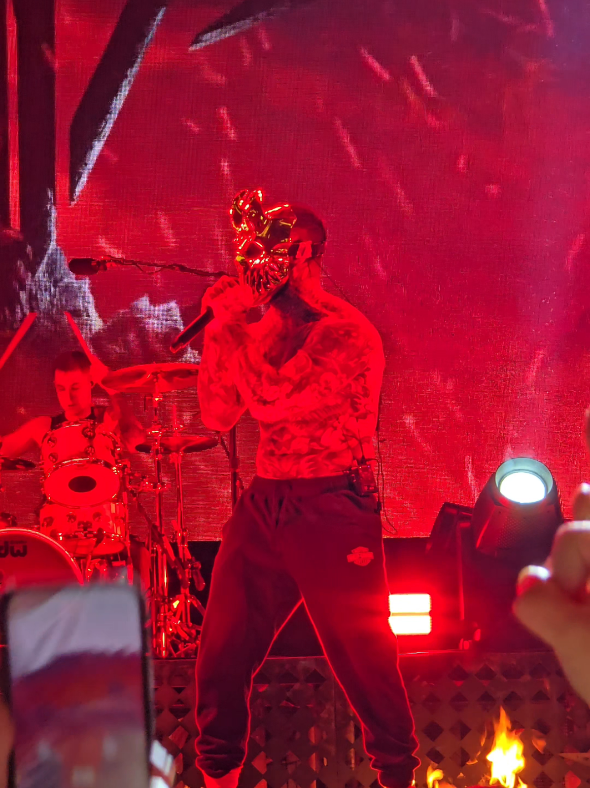 @ronnieradke invites @Alexterribleofficial to perform Ronald. 9/2/25 #concert #rock #slaughtertoprevail #fallinginreverse #metal 