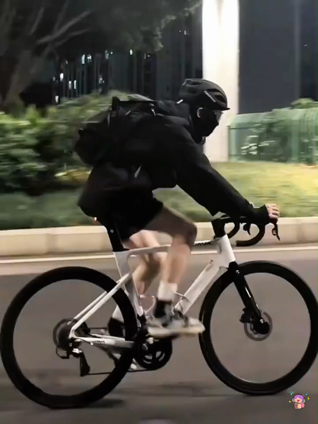 This summer, I can't do without you.#ebikeaccessories #bicyclekick #fypdong #chici #motorsports #fypmalaysia #bicyclesupplierinchina #maxxis #mtbtrails #fyp #folding #ebike #nomad #bikes #basikal #downhillmtb🚵‍♂️🚵‍♂️ #ridesafelyallofyou #style #urbanmobilityberlin #explore