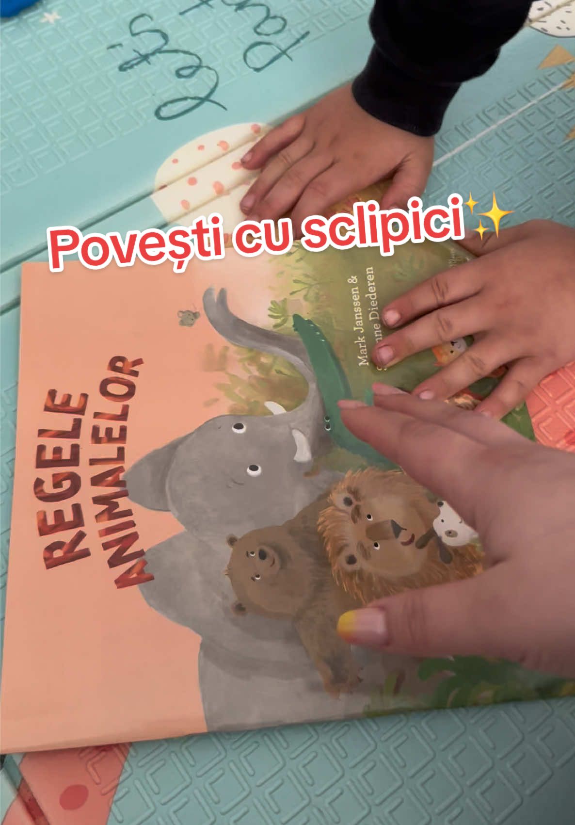 Hai sa ascultam o poveste! Copiii cu care lucrez o mare parte au intarziere in dezvoltare. Asa ca de cele mai multe ori nu citesc toata povestea cum e in carte ci o adaptez. Totusi cartile de la #editurauniversenciclopedic sunt mereu usor de citit si mai adaptate pentru toti copiii. 