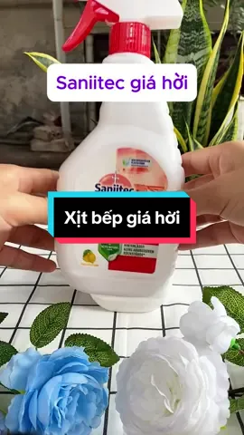 Xịt vệ sinh bếp giá hấp dẫn #nuoctay #tayruadanang #vesinhnhabep #saniitec #foryoupage  @Bố Tú Linh  @Bố Tú Linh  @Bố Tú Linh 
