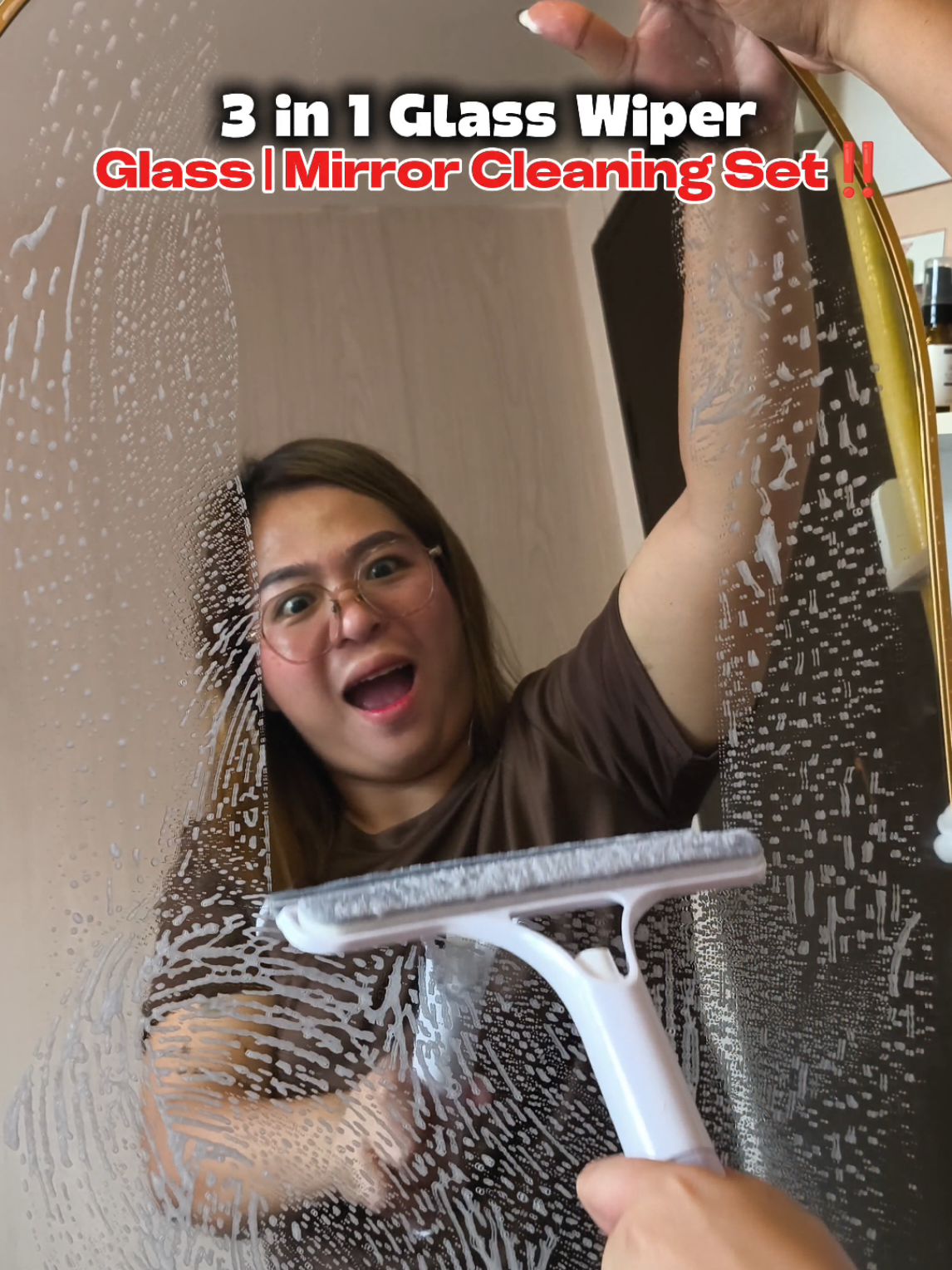 Multifunctional 3 in 1 Glass Wiper, Glass and Mirror Cleaning set may sprayer na may brush at wiper pang kasama oh diba ang Useful nito ‼️ #glasscleaner #wiper #mirrorcleaner #homecleaner #multifunctionalglasscleaner 