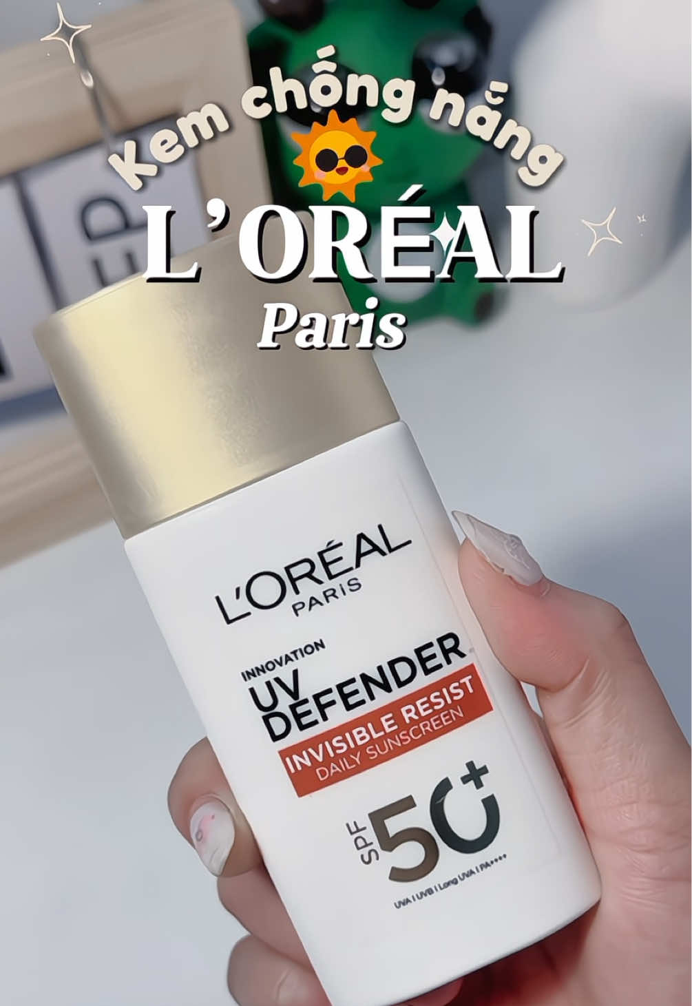 Kem chống nắng L’ORÉAL chân ái của tui 😘 Mấy bà thử đi nhen mê lắm ✨✨  #kemchongnang #lorealparis #chongnang #chongnangvachdo #unboxing 