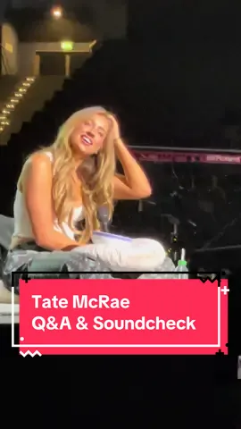 Der ganze Vlog: 'Tate McRae VIP Soundcheck + Q&A 'Miss Possessive'-Tour in Hamburg 03.06.25 first row - Concert 18/55' ist natürlich schon ultraaaaa langgggg auf meinem yt Kanal online: Leonay Rose 🌹 #tatemcrae #meetandgreet #misspossessive #misspossessivetour2025 #misspossessivetour 