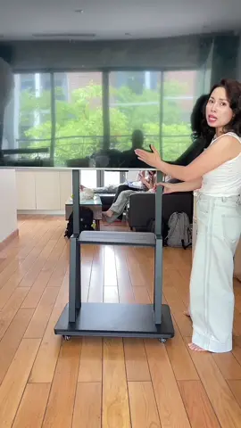 Ngày hôm nay từ 1 triệu giảm xuống còn hơn 600k các bác tranh thủ săn #ketivi #giatreotivi #ketividep #xuhuong #hahienhoa1 