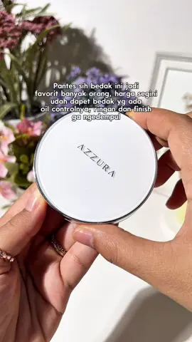 Azzura compact powder #promoseruweekend #racuntiktok #racuntiktokshop #racunmakeup #racuninmakeup #bedakviral 
