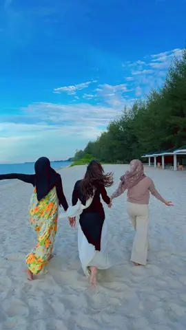 Tidak sedarah, tapi bisa sama-sama itu rezeki @Rini’aHmad @Alesha_Meutia02 