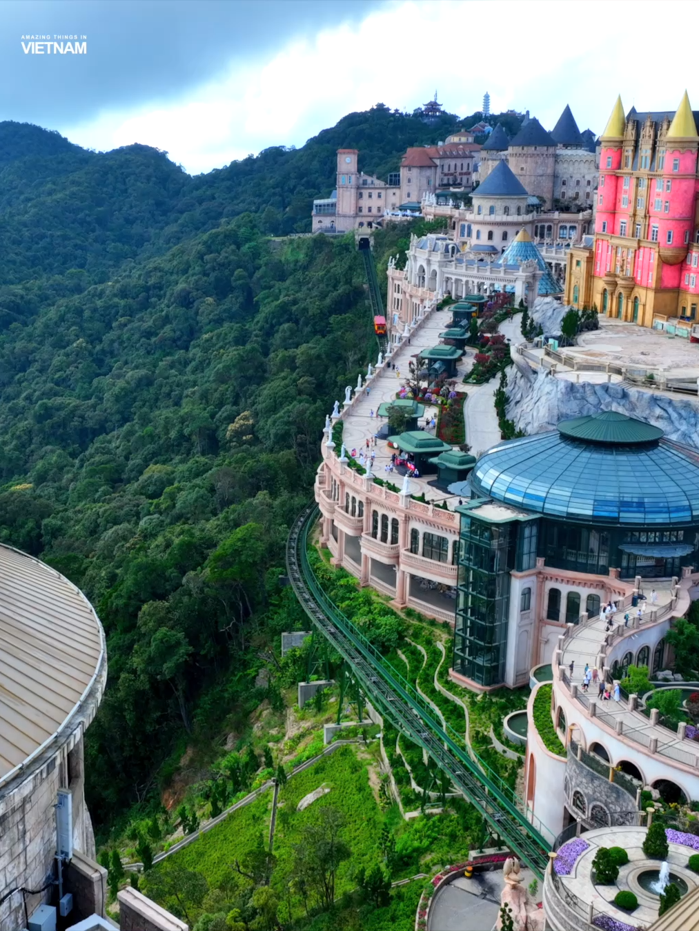 Khám phá xứ sở mây trên Bà Nà Hills, Đà Nẵng  #amazingvietnam #xuhuong #dulich #banahills #danang