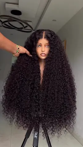 RAW WATER CURLY 6 BY 6 HD LACE CLOSURE 300GM PRICE: 9000gh LENGTH: 32 inches TO PLACE AN ORDER CALL OR SEND A WHATSAPP MESSAGE ON 0244259737 DELIVERY AVAILABLE NATIONWIDE #luxurywigby4tune #accraghana🇬🇭 #fyp #fypghanatiktok🇬🇭 #hairtok 