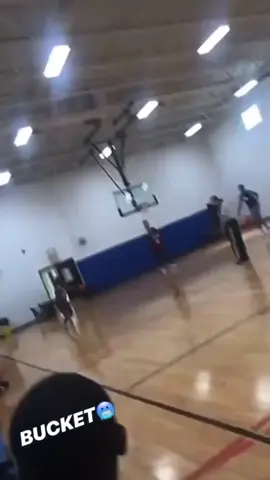 I really get busy onnat court 🏀‼️ #jaydoeflee #basketball #fyp #athlete #viral 