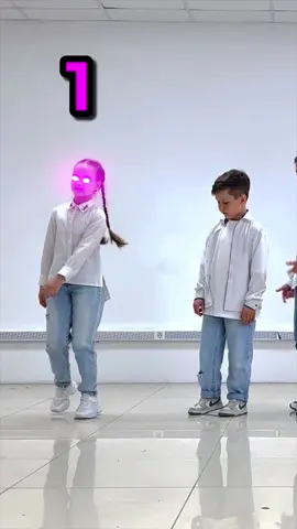 Шаффл Баттл 😱🔥 WHO BEST DANCER ? 🤔 NEON MODE !!