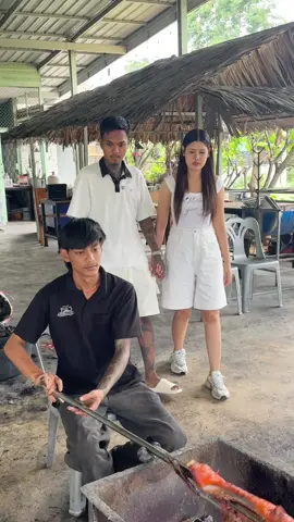 เสียงในหัวเบาๆหน่อย #อีฟนิล #อีฟนิลหมูหันกาญจนบุรี #จองก่อนทาน2ชั่วโมง #หมูหัน #กาญจนบุรี 