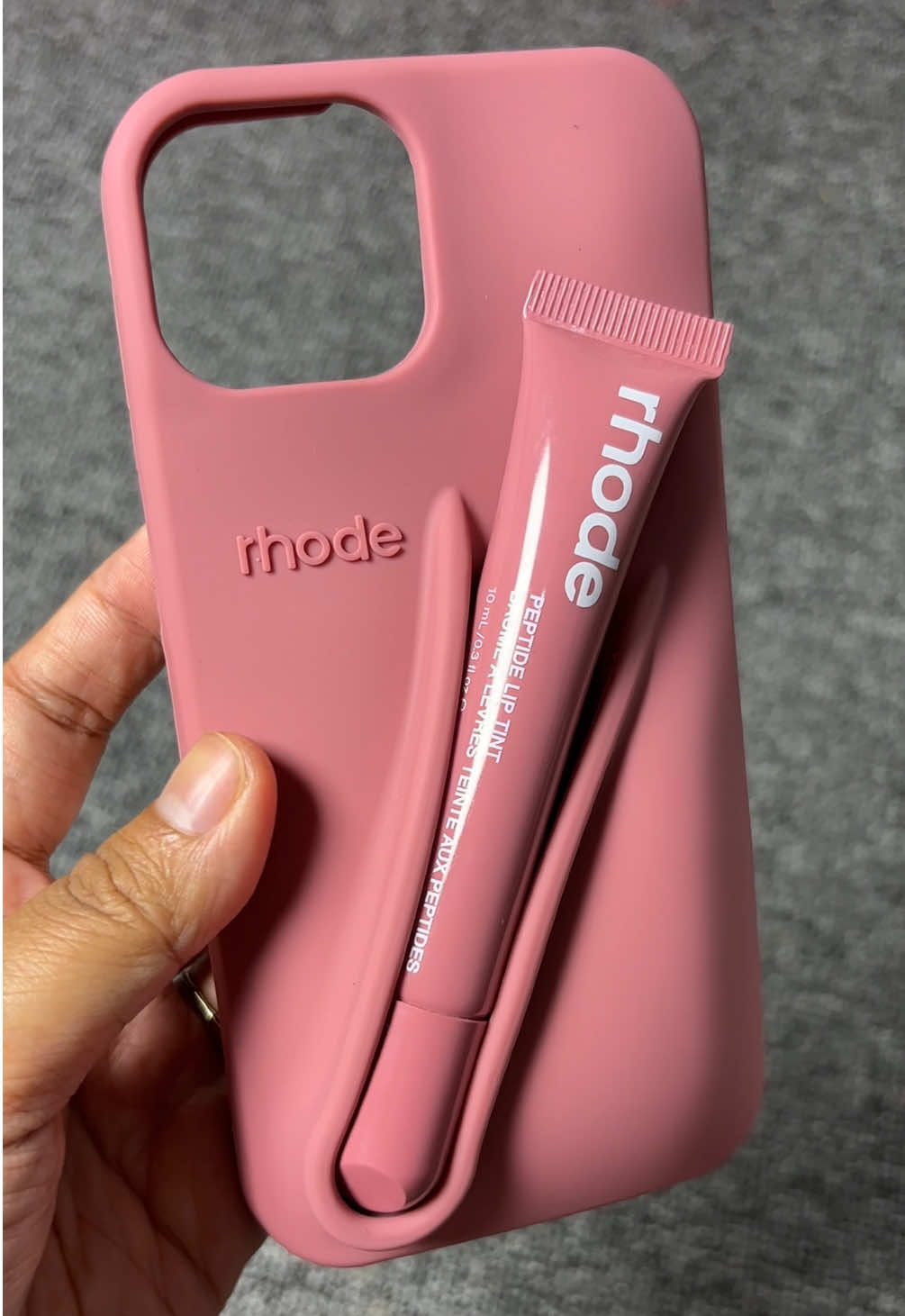 #case #casehp #caseiphone #caselipstick #caselipbalm 