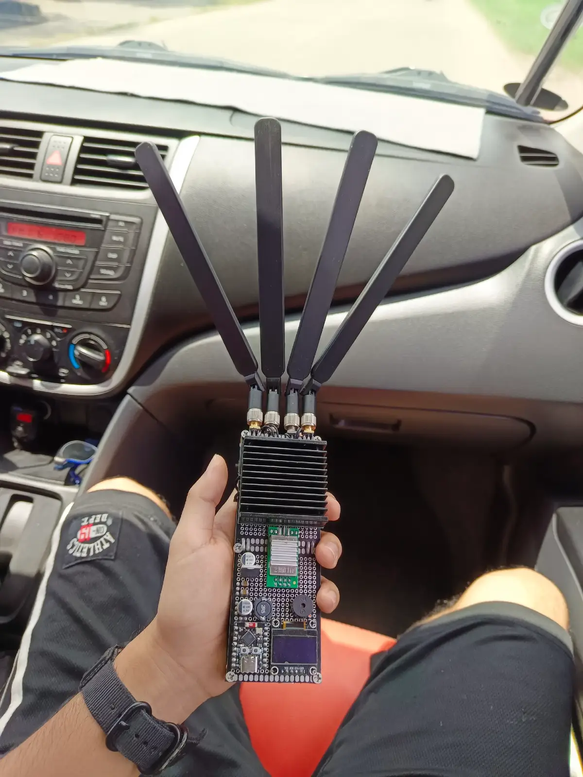 BLE jammer esp32 #electronics #cool #fyp #viral 