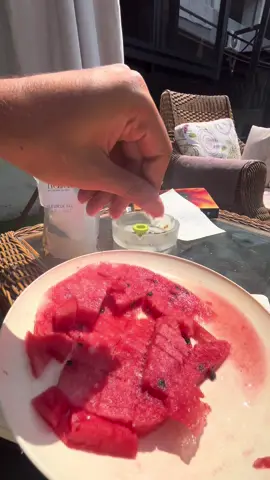 Wen ma kenet bi lebenen fik techtre ktebe 3al website taba3na bel bio. You can order my book in lebanon through our website in bio.