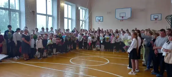 #мем #школа #1сентября #линейка #помидорлетит помидор летит мем ее ещкере