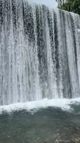 #peaceful_waterfall❣️🌊#foryoupagefyg💥🇯🇵🇳🇵#travel #nikkotochigi🏔🚙🇯🇵 #naturelover💚🕊