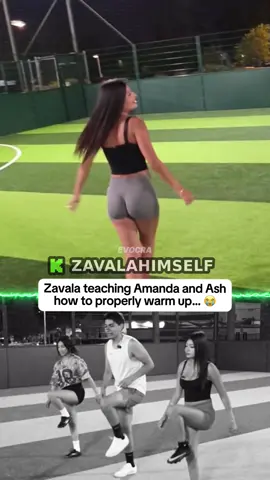 Zavala teaching Amanda and Ash how to properly warm up… 😭 #zavala #amanda #ash4hunnid 