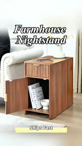 This little end table is a life-saver 🙌 Drawer for books, space for coffee ☕, and a built-in charging station 🔌. Farmhouse style + super sturdy = cozy & organized living room! #Giratree #Giratreefurniture #endtable #homedecor #farmhousestyle