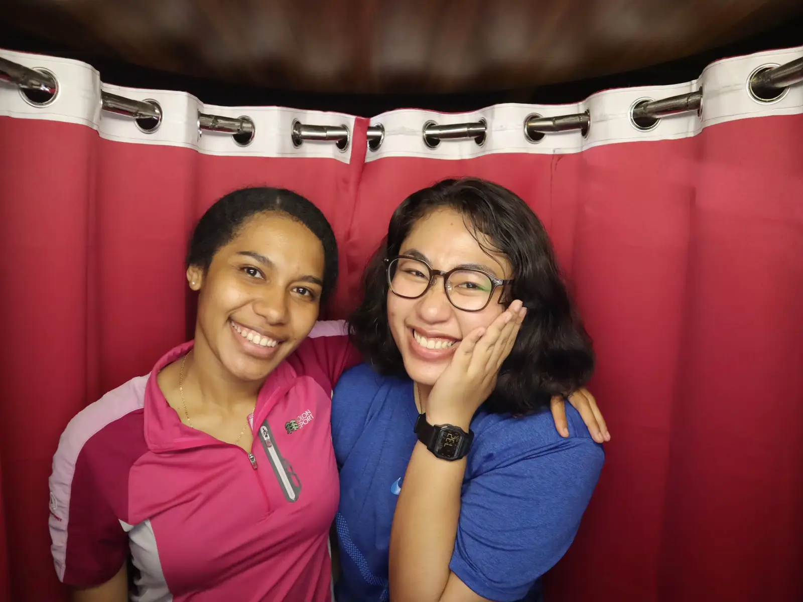 photobooth setelah olahraga —kremos😩