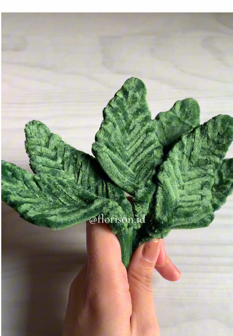 Membalas @uswatunhasanah1857 cara buat daun nya 🍃🤗 #leaf #tutorial #fuzzywire #fyp 