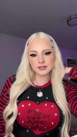 i cant stay serious 😭