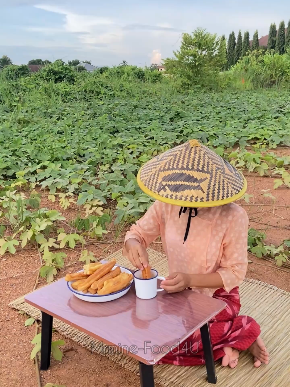 အီကြာကွေးလေးကို အိမ်မှာဒီလိုလုပ် #အီကြာကွေး #Foodie #ဟင်းချက်နည်း #Recipe #food 