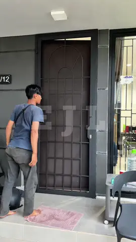Pemasangan Pintu teralis kawat nyamuk. #teralispintu #pintuteralis #teralis 