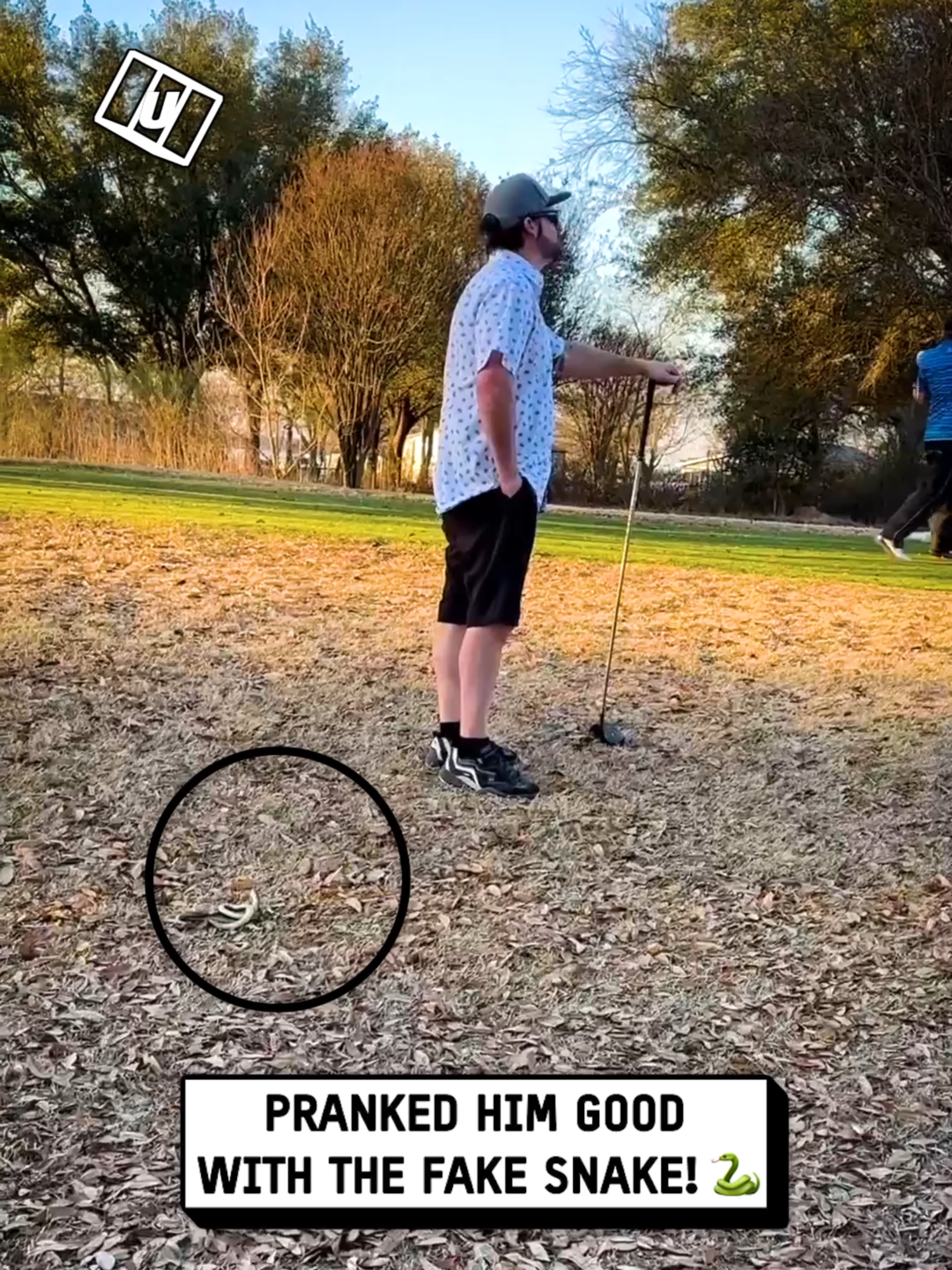 It's fake!! 😂🐍 🎥: Collab #unilad #funnyy #fails #pranks #snake #fake