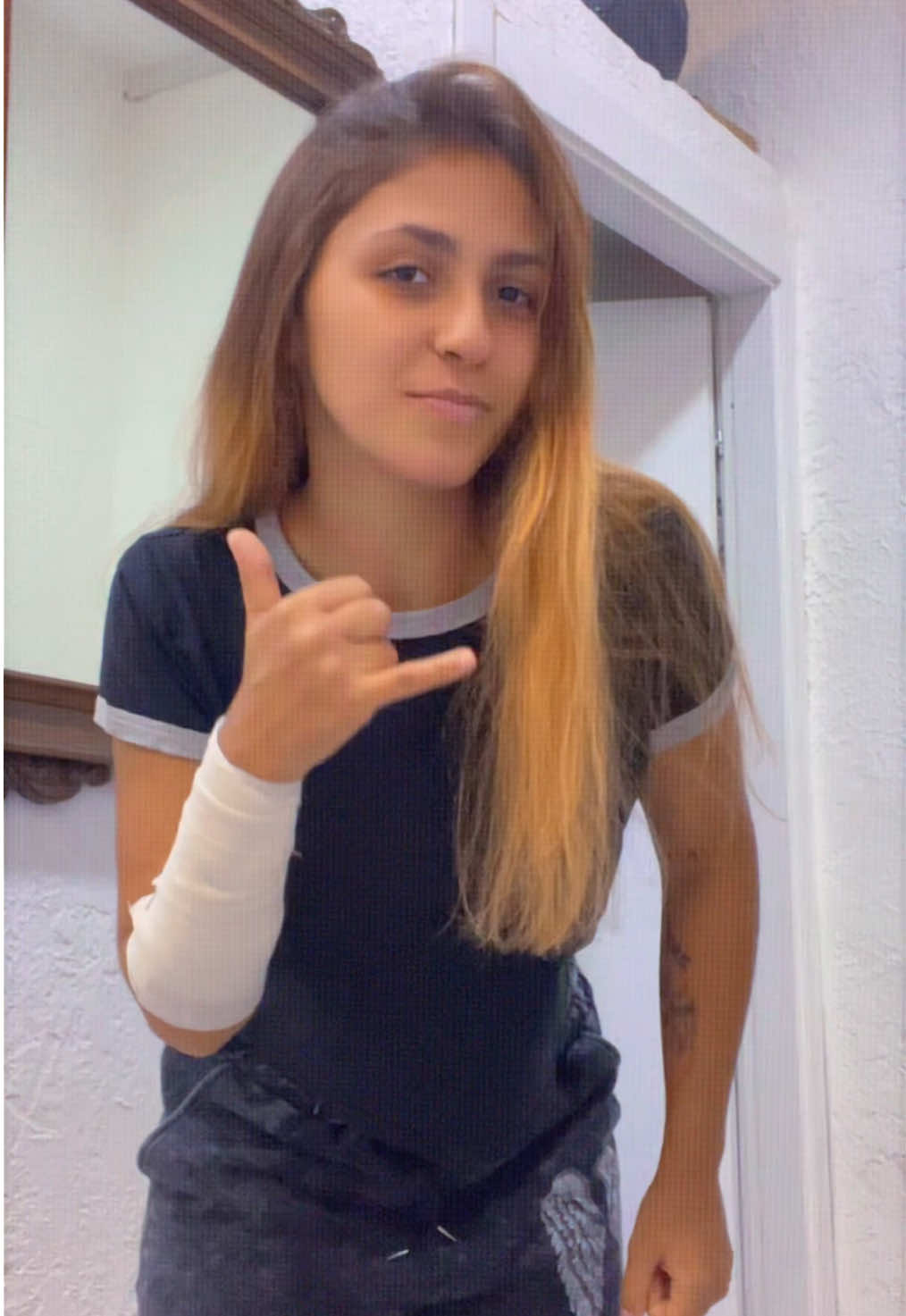 🦅..#sidacainimatedoare #sunamasaimipovestesti #stiicaamrabdare #cevafrumos #balkan #romaniangirl #CallMe #alo 