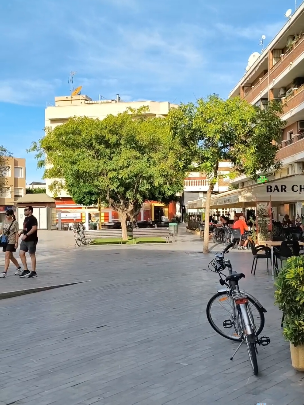 ☀️🏙️🌴Plaza Sagrado Corazón square. Los Montesinos 🇪🇸 #travel #walk #turismo #spain #myspain 