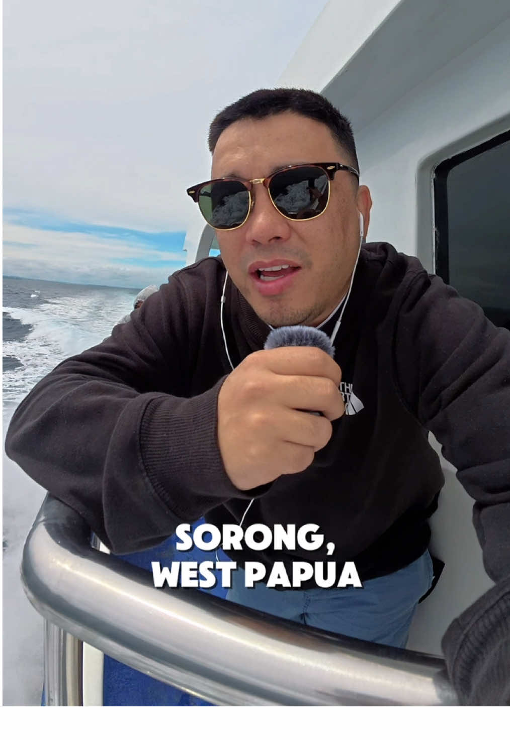 #creatorsearchinsights Locals in Sorong.  #hazaratravel #hazara #hazaragi_هزارگی #australianhazara #rajaampat #sorong 