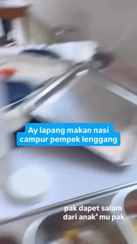 Suara siswa Palembang tentang manfaat Program Makan Bergizi Gratis (MBG) Presiden Prabowo. Dengan adanya MBG, anak-anak sekolah semakin semangat belajar karena kebutuhan gizi tercukupi. 💙🍽️ #MakanBergiziGratis #MBG #PrabowoPresiden #GenerasiSehat #palembangtiktok 