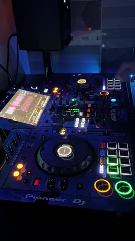 3 IN 1 Yêu Thương Nhau Gì Đâu - QT #djremix #xuhuongtiktok 