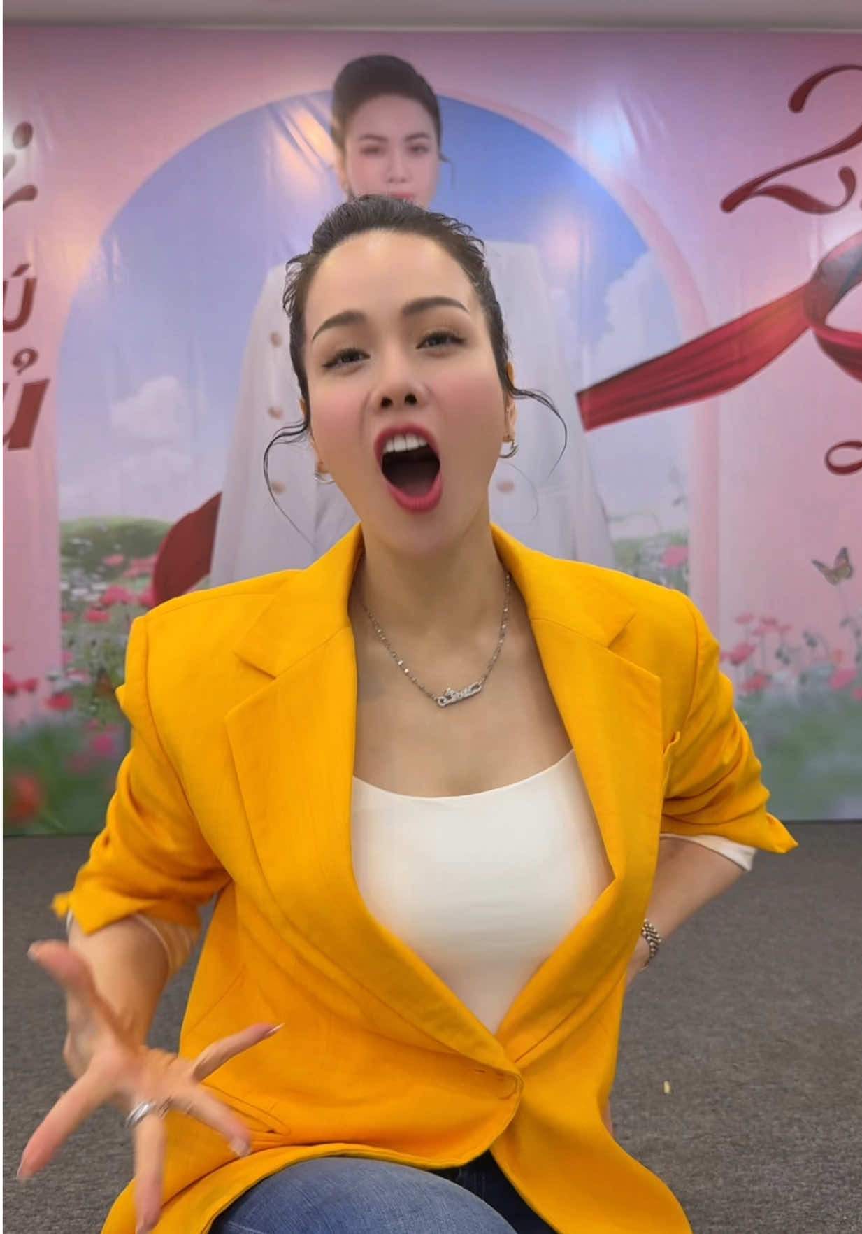 Ó ó ó ó ……🤭🤭🤭#nhatkimanh @Nhật Kim Anh @Út Hề nè 