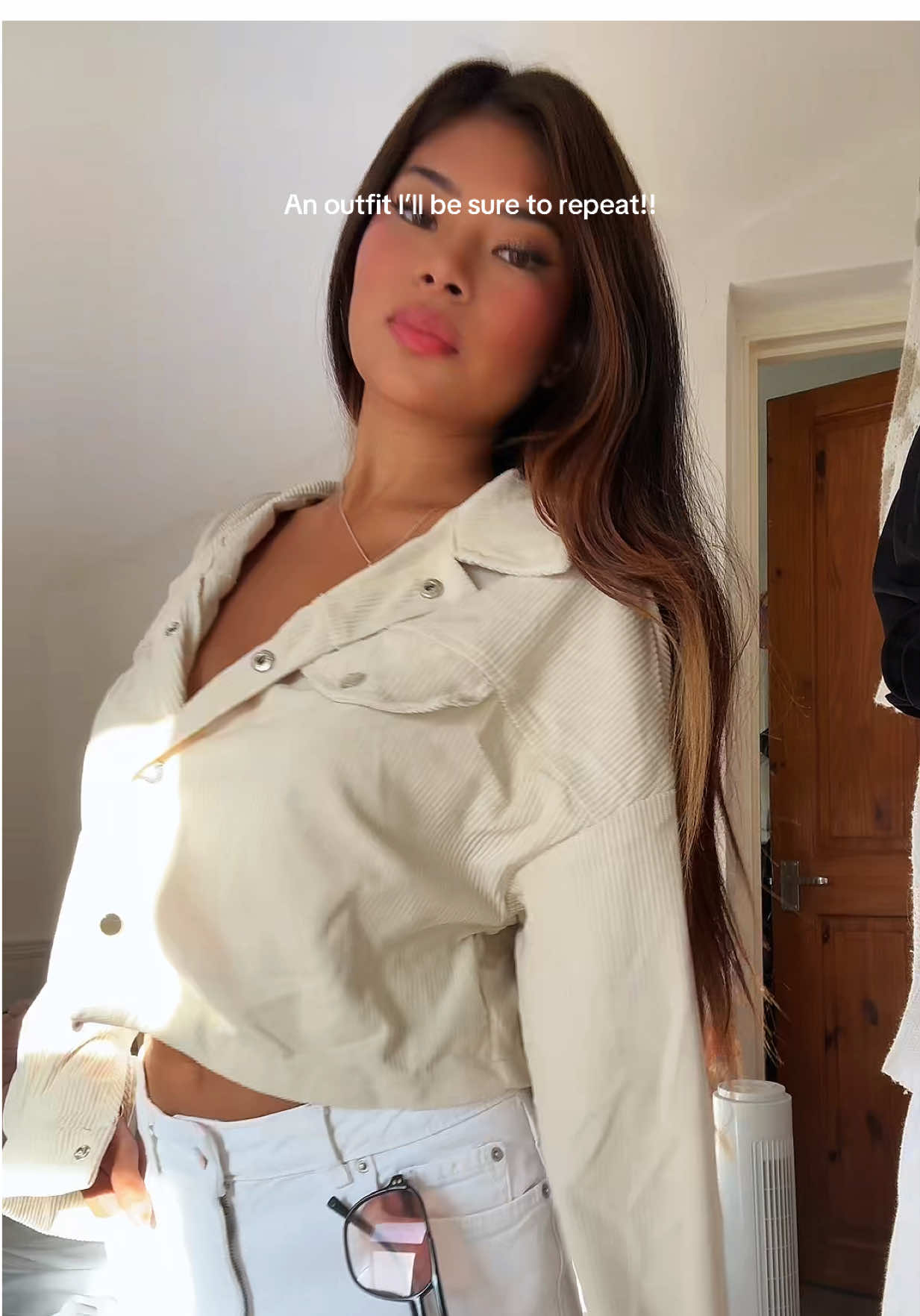 Oh isn’t this the cutest outfit!!  #OOTD #outfitinspo #imjustagirl #falloutfits #outfit 