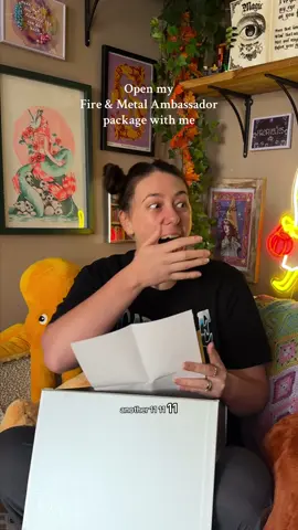 Open my Fire & Metal ambassador package with me to celebrate the UK launch of Metal Slinger!  A massive congratulations to @RachelSchneiderAuthor and the team at @Gollancz on this launch! Can’t wait for book 2 #booktokuk #bookmail #romantasybooktok #bookgirlie 