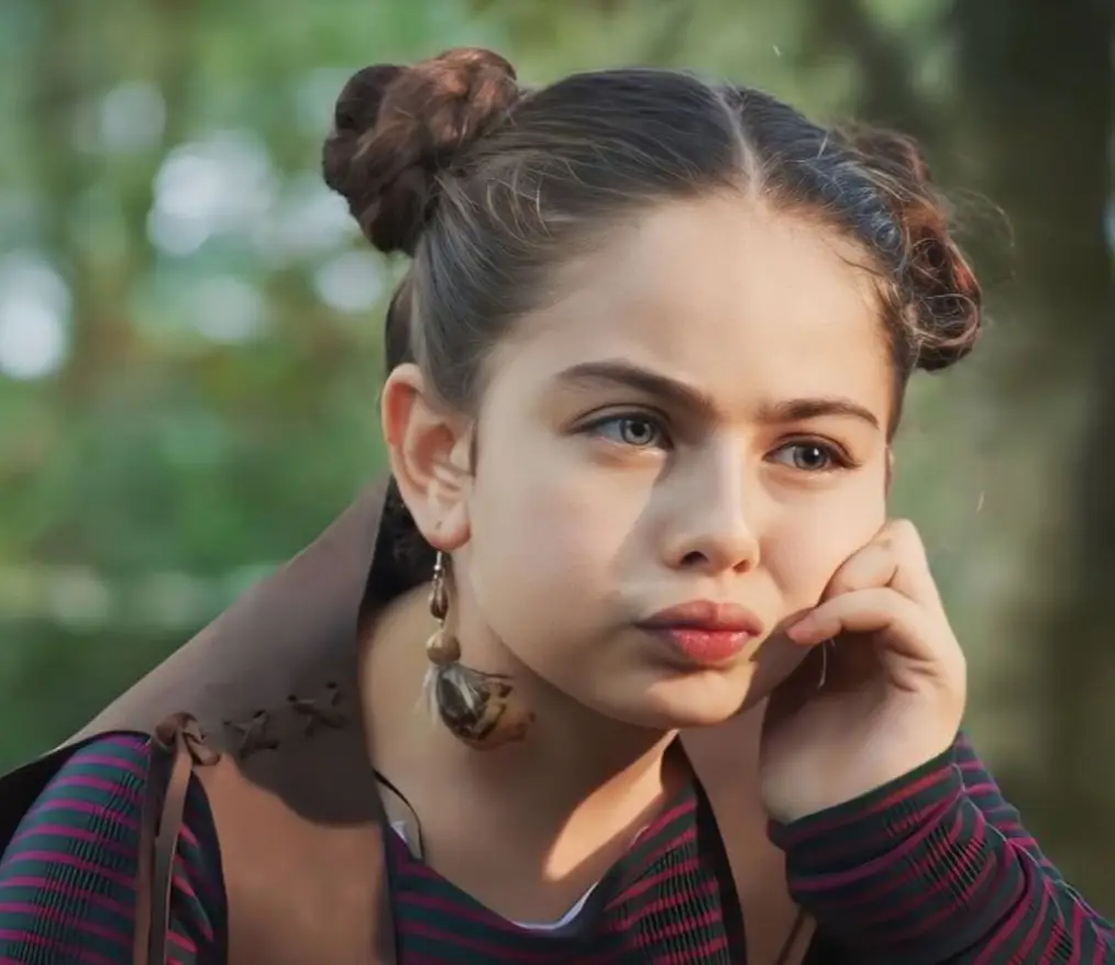 #LeyaKırşan #ElifBaharVadi @Leya Kırşan #TikTok #CapCut #Keşfet 