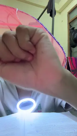 စာမရသေးလို့ စိတ်ညစ်တယ်