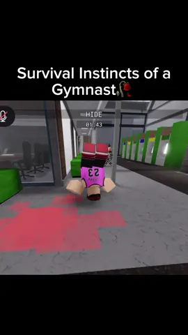 Survival instincts of a gymnast🔪🔫 #roblox #fyp #runhidefight #funny #shooter 